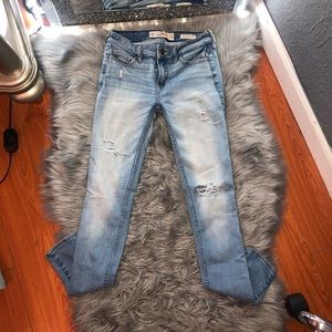 Hollister jeans